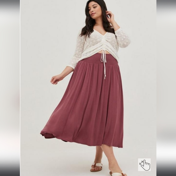torrid Dresses & Skirts - Torrid Rose/Mauve Maxi Super Soft Smocked Waist Skirt, size 1